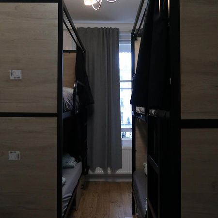 Onefam Notting Hill Hostel London Exterior photo