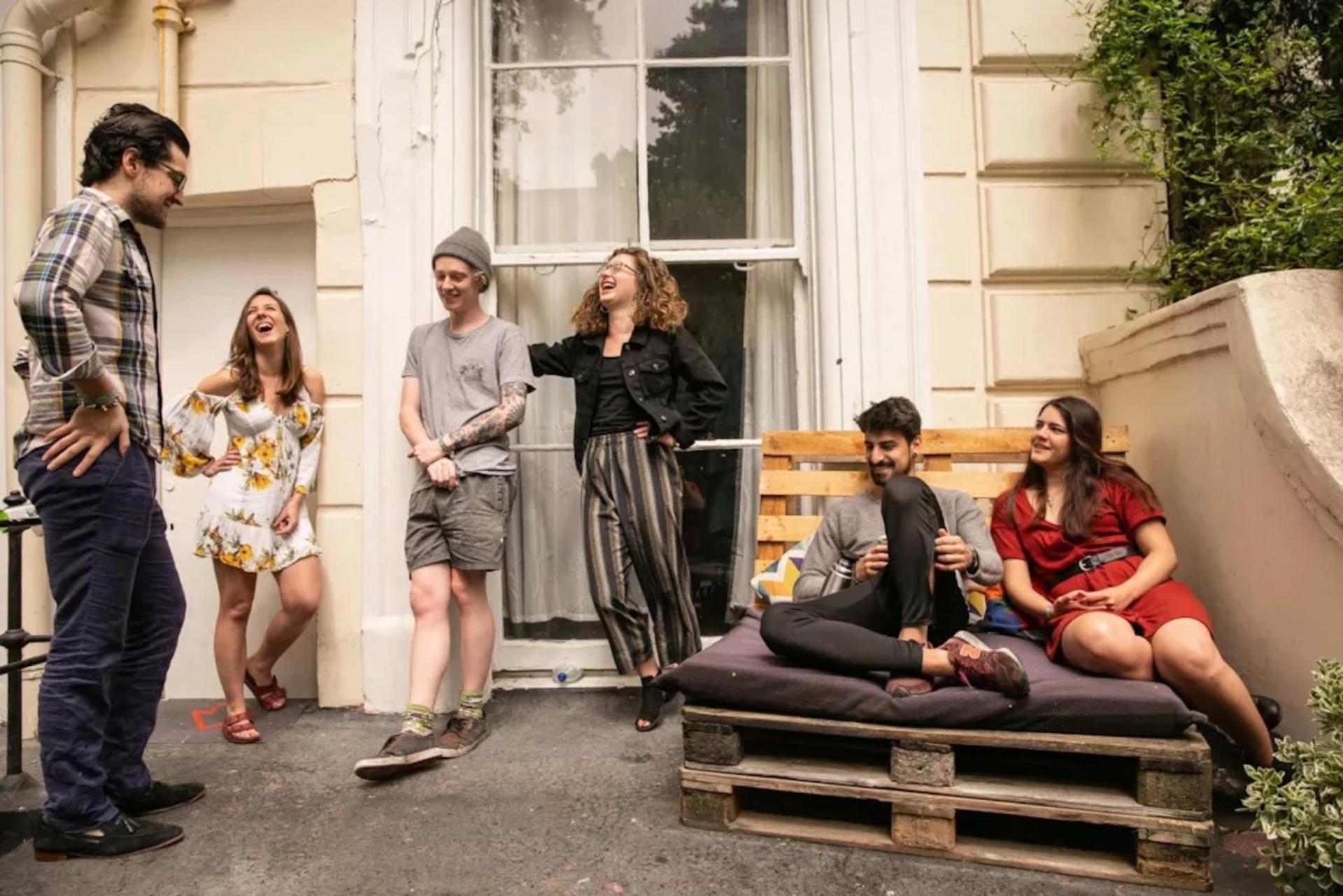 Onefam Notting Hill Hostel London Exterior photo