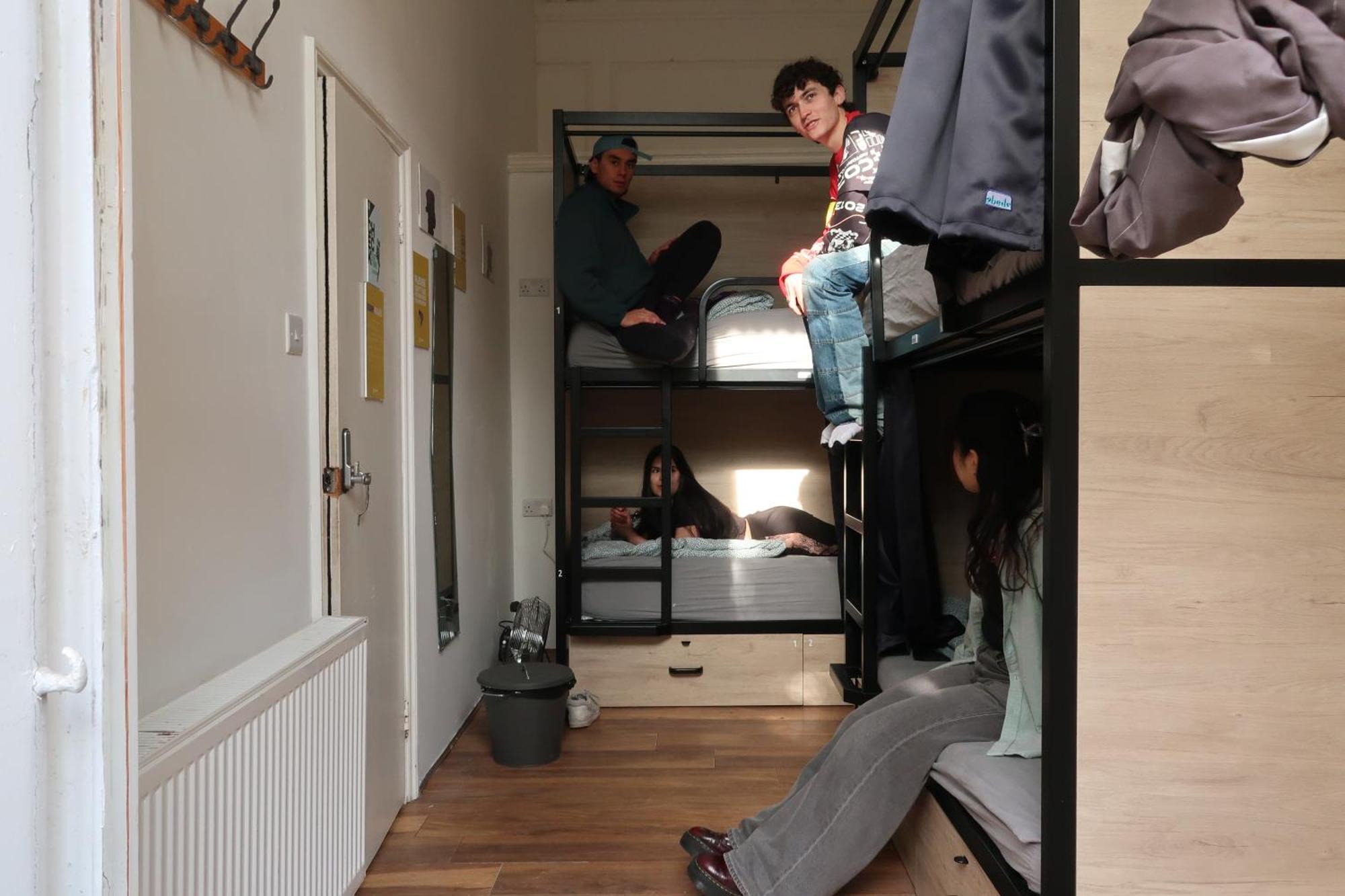 Onefam Notting Hill Hostel London Exterior photo